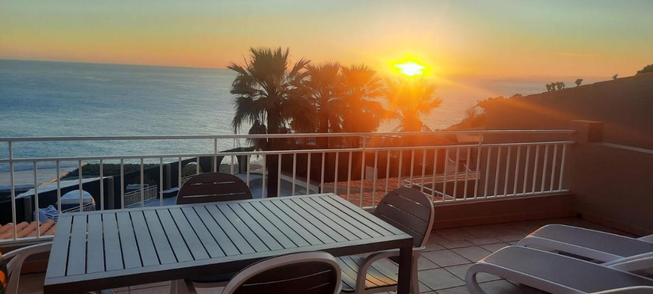 La Muralla Apartamentos بْوُرتو ناوُس المظهر الخارجي الصورة