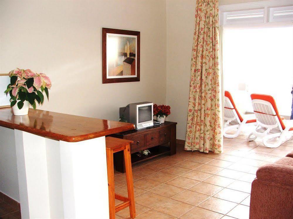 La Muralla Apartamentos بْوُرتو ناوُس المظهر الخارجي الصورة