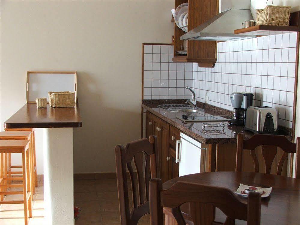 La Muralla Apartamentos بْوُرتو ناوُس المظهر الخارجي الصورة